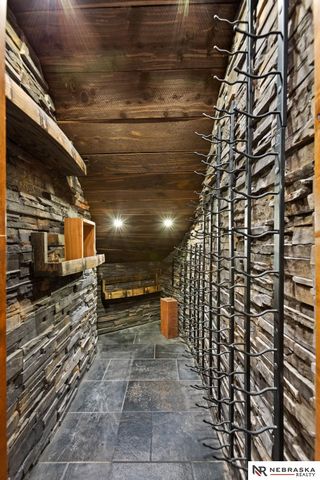 20009 Elkhorn Ridge Drive, Omaha, NE 68022