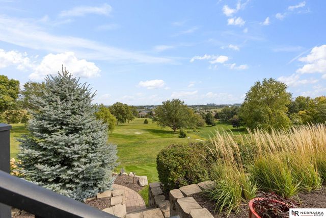 20009 Elkhorn Ridge Drive, Omaha, NE 68022