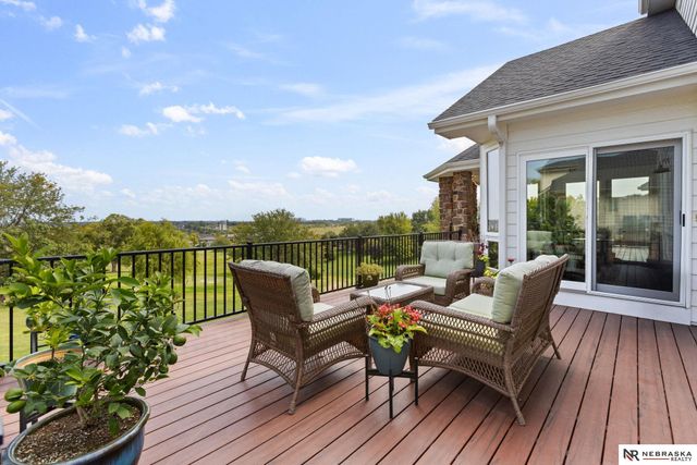 20009 Elkhorn Ridge Drive, Omaha, NE 68022