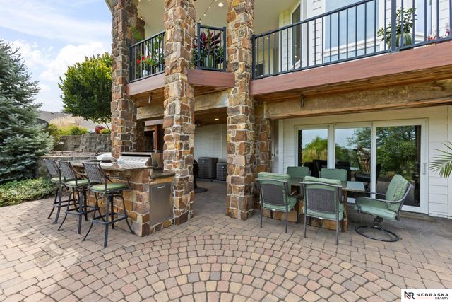 20009 Elkhorn Ridge Drive, Omaha, NE 68022