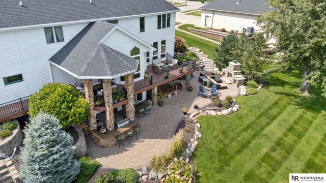 20009 Elkhorn Ridge Drive, Omaha, NE 68022