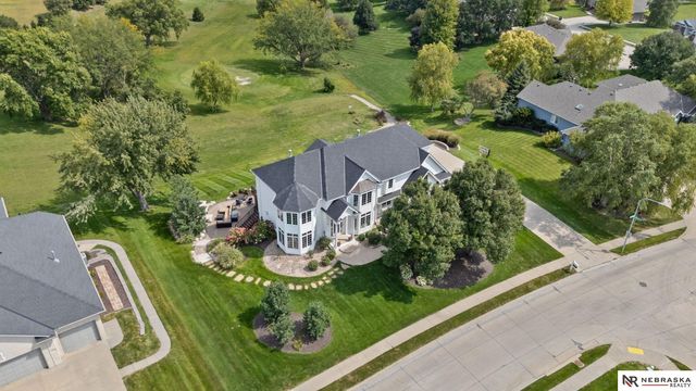 20009 Elkhorn Ridge Drive, Omaha, NE 68022