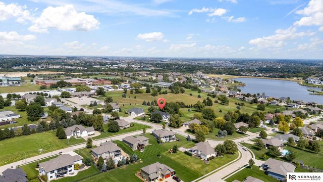 20009 Elkhorn Ridge Drive, Omaha, NE 68022