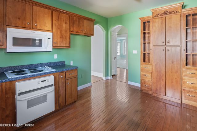 136 Riverside Dr, Bloomfield, KY 40008