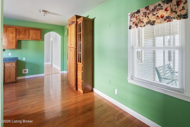 136 Riverside Dr, Bloomfield, KY 40008