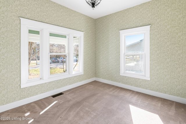 136 Riverside Dr, Bloomfield, KY 40008