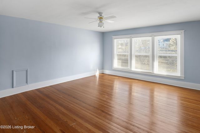 136 Riverside Dr, Bloomfield, KY 40008