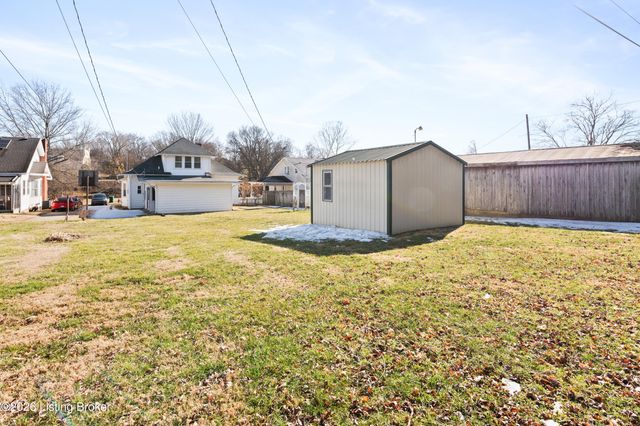 136 Riverside Dr, Bloomfield, KY 40008