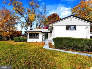 4722 BRISTOW DR, Annandale, VA 22003