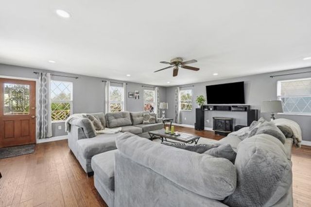 616 Snyder St., Conway, PA 15027