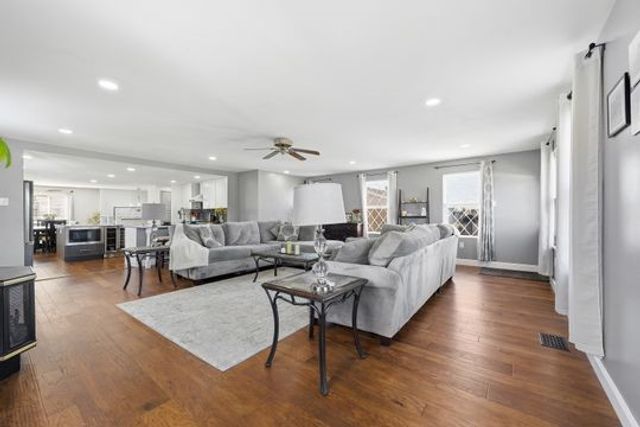 616 Snyder St., Conway, PA 15027