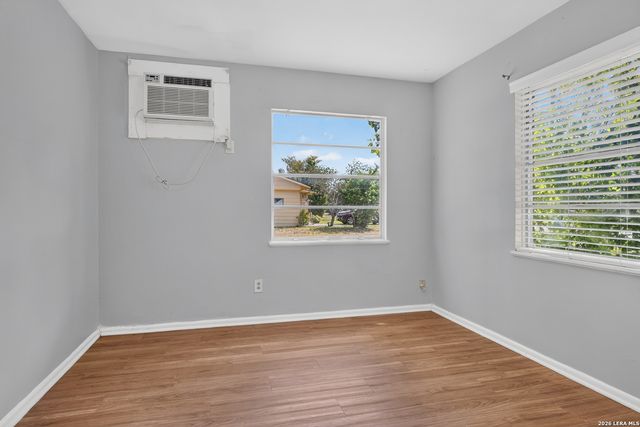 213 AVIATION AVE, Schertz, TX 78154