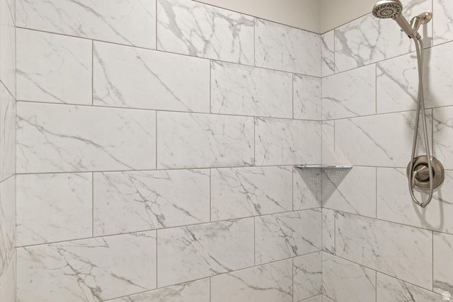 456 S SUBWAY, Hurricane, UT 84737