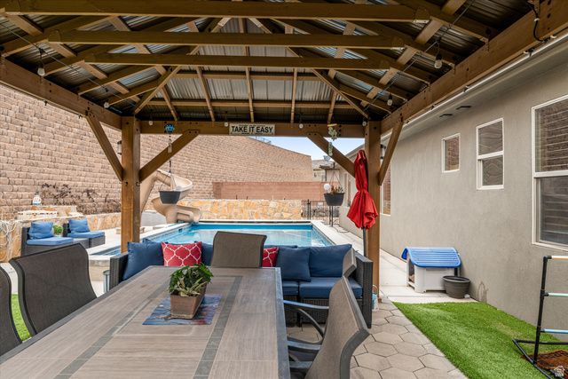 456 S SUBWAY, Hurricane, UT 84737