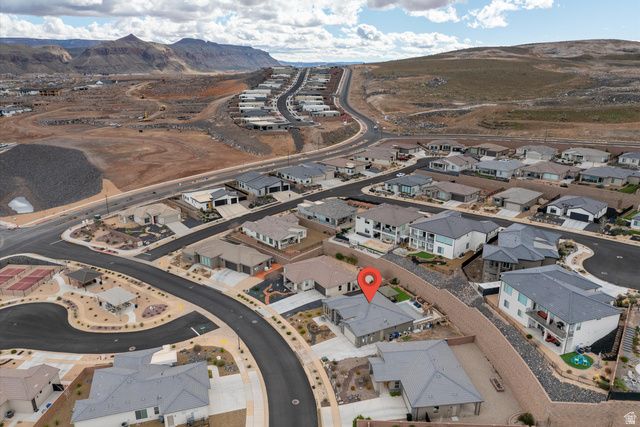 456 S SUBWAY, Hurricane, UT 84737