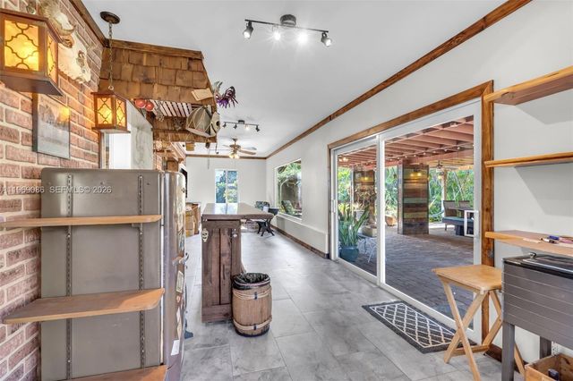 1508 N 74th Ter, Hollywood, FL 33024