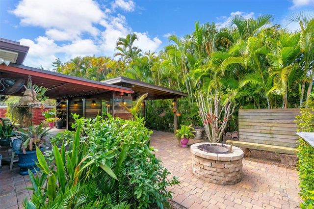 1508 N 74th Ter, Hollywood, FL 33024