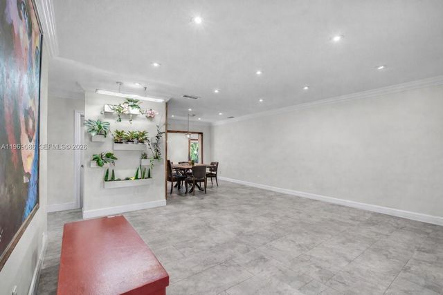 1508 N 74th Ter, Hollywood, FL 33024