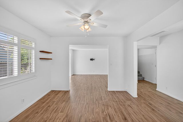 5200 Virginia Way, Sacramento, CA 95822