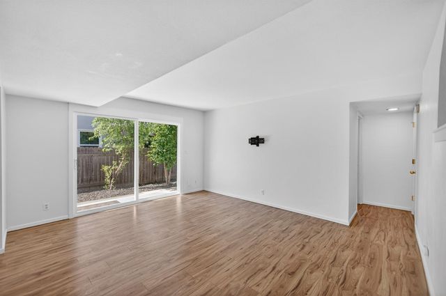 5200 Virginia Way, Sacramento, CA 95822