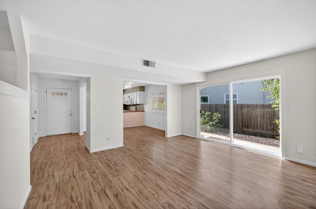 5200 Virginia Way, Sacramento, CA 95822
