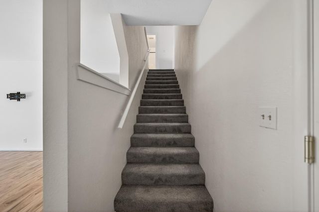 5200 Virginia Way, Sacramento, CA 95822