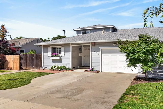 5200 Virginia Way, Sacramento, CA 95822