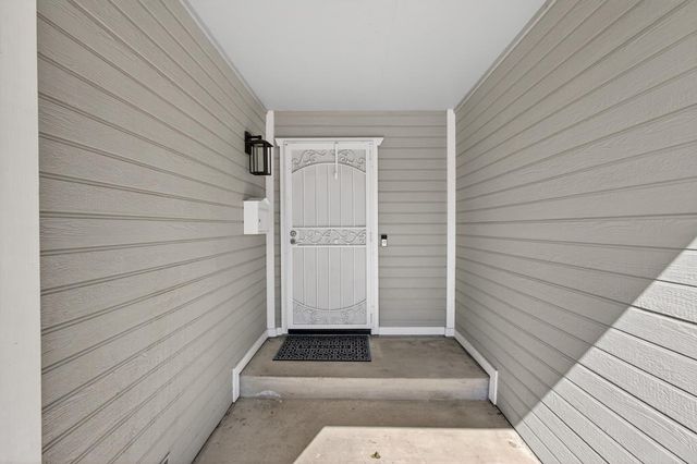 5200 Virginia Way, Sacramento, CA 95822