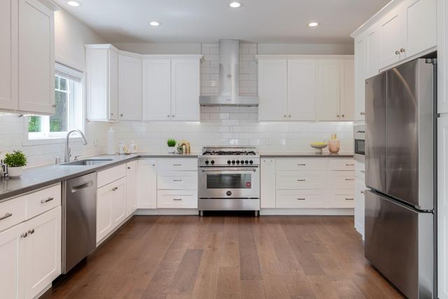 2902 San Juan Boulevard, Belmont, CA 94002