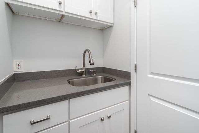 2902 San Juan Boulevard, Belmont, CA 94002