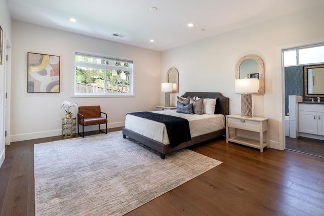 2902 San Juan Boulevard, Belmont, CA 94002
