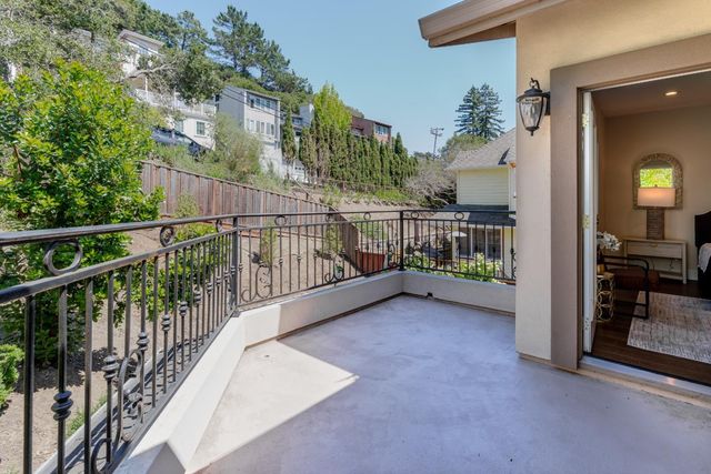 2902 San Juan Boulevard, Belmont, CA 94002