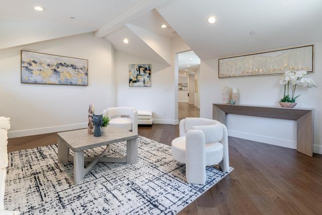 2902 San Juan Boulevard, Belmont, CA 94002