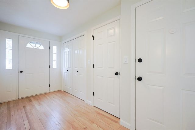 576 Reservoir St., Holden, MA 01520