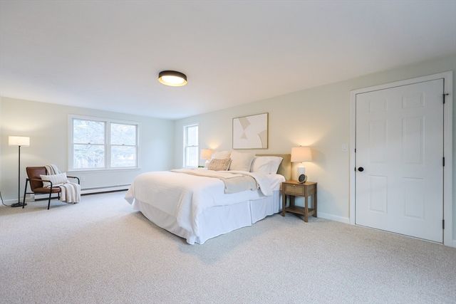 576 Reservoir St., Holden, MA 01520