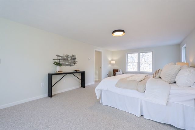 576 Reservoir St., Holden, MA 01520