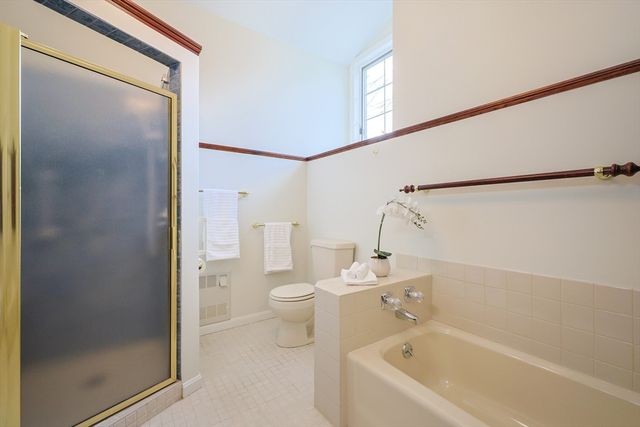 576 Reservoir St., Holden, MA 01520