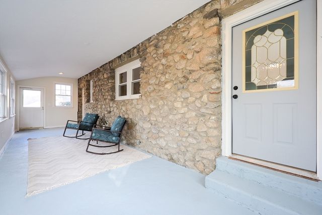 576 Reservoir St., Holden, MA 01520