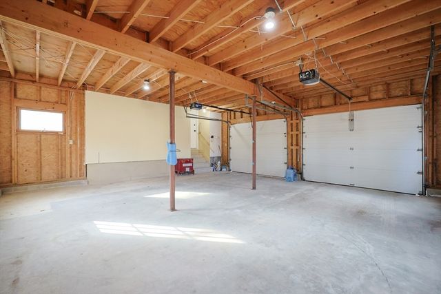 576 Reservoir St., Holden, MA 01520