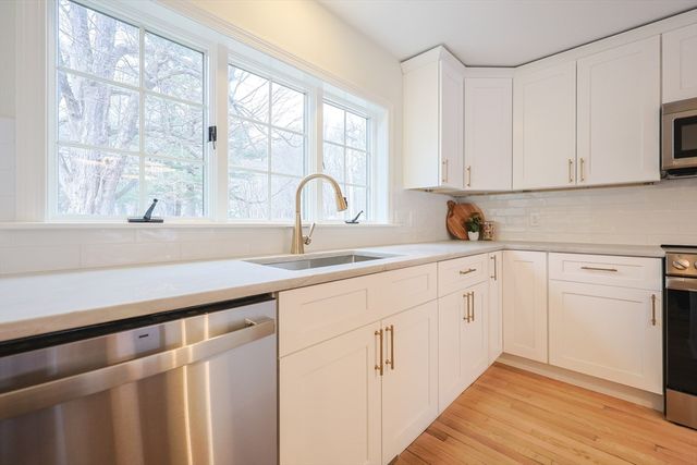 576 Reservoir St., Holden, MA 01520