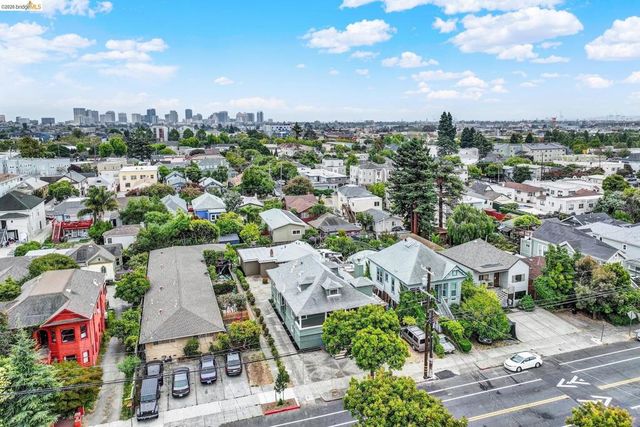1043 47Th St, Emeryville, CA 94608