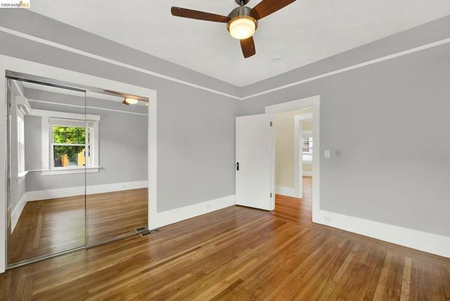 1043 47Th St, Emeryville, CA 94608