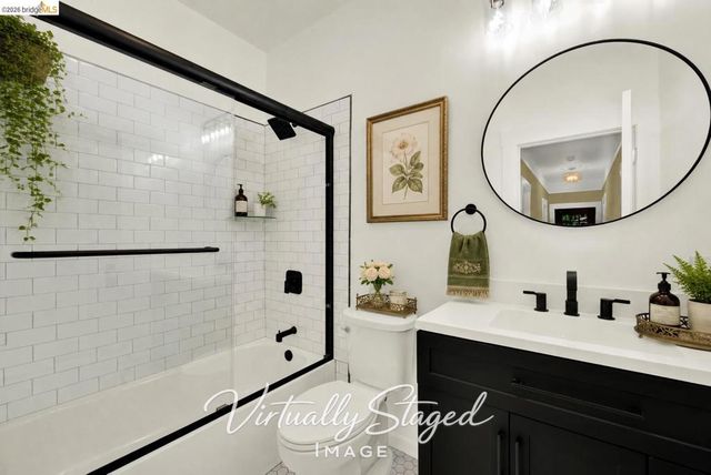 1043 47Th St, Emeryville, CA 94608