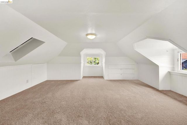 1043 47Th St, Emeryville, CA 94608