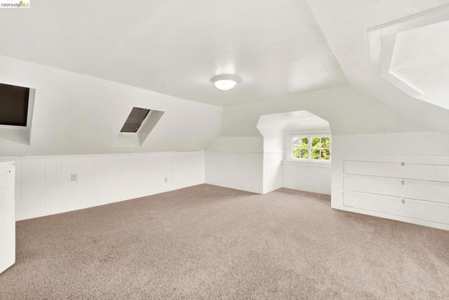 1043 47Th St, Emeryville, CA 94608