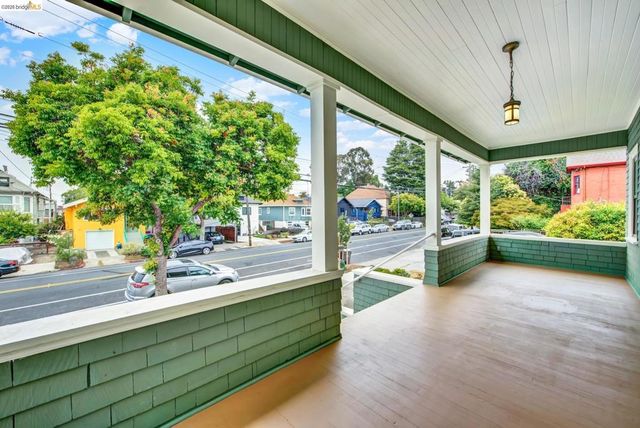 1043 47Th St, Emeryville, CA 94608