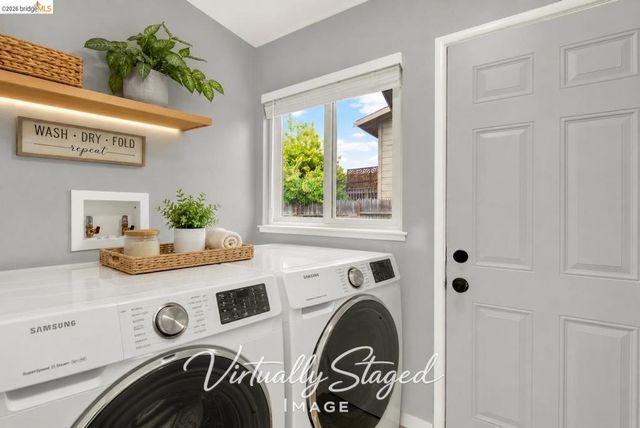 1043 47Th St, Emeryville, CA 94608