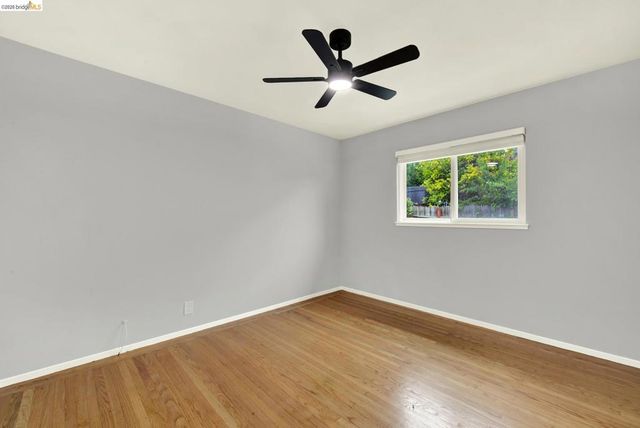 1043 47Th St, Emeryville, CA 94608