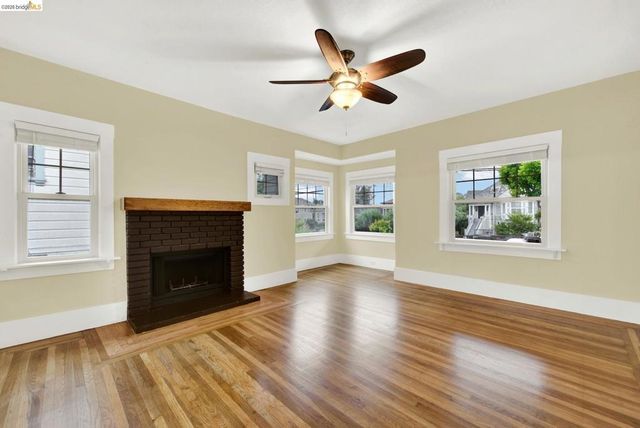 1043 47Th St, Emeryville, CA 94608