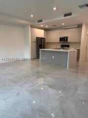 1521 NW 94th Way 1, Coral Springs, FL 33071